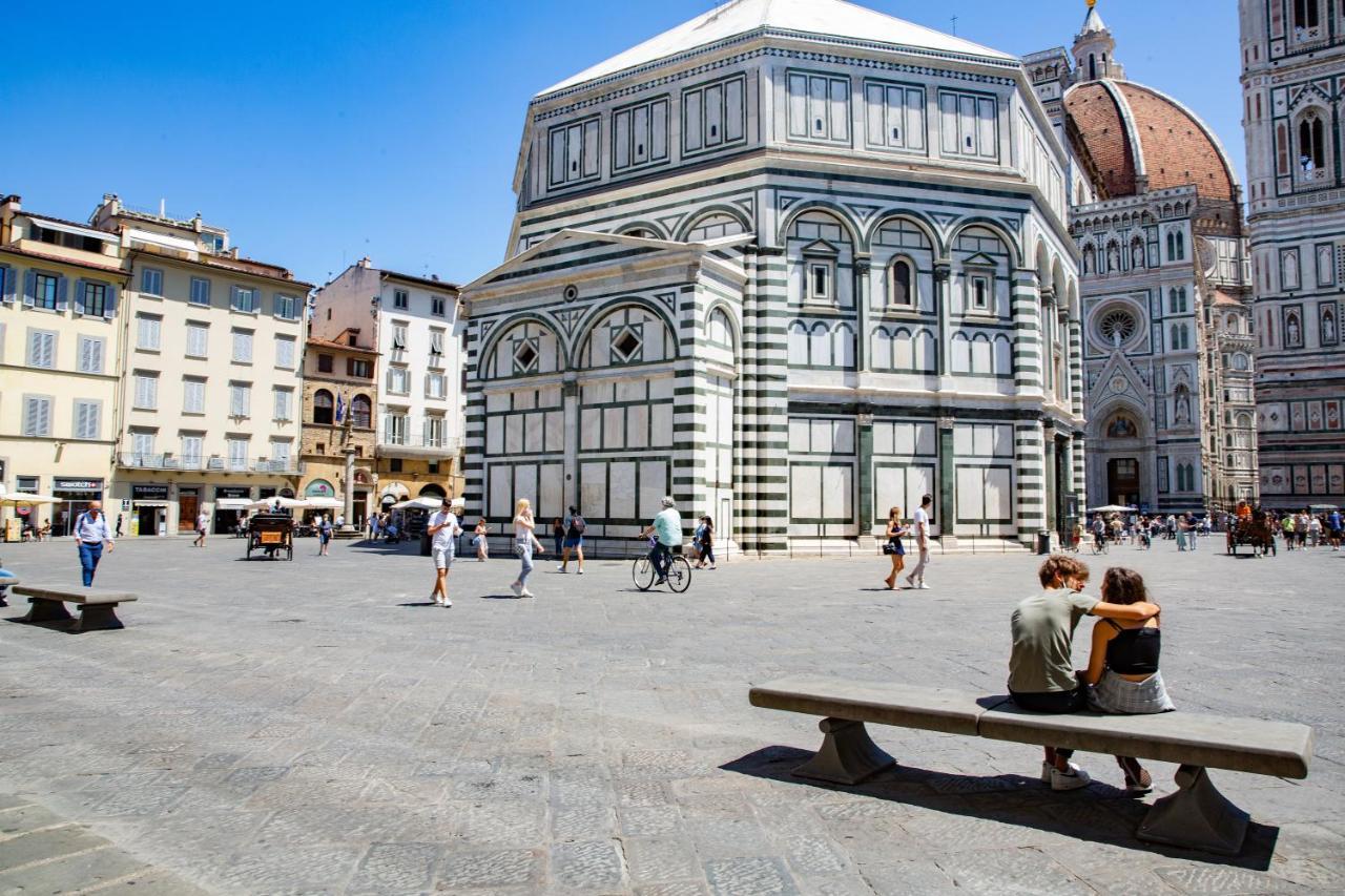 Апартаменты Unique Gem In Piazza Duomo Флоренция Экстерьер фото